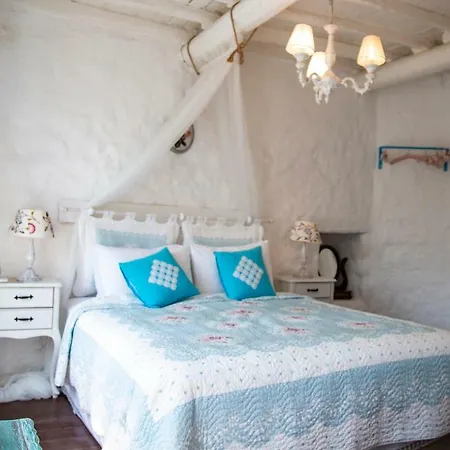 Affittacamere Mai S'ema Boutique 3*
